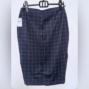 Maternity business skirt A pea in the pod NWT